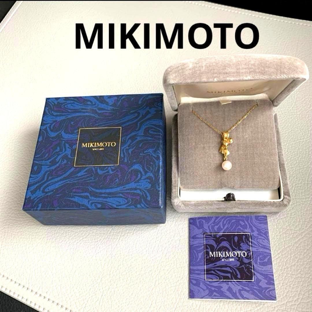 Mikimoto K18 gold pearl necklace with matching pearl pendant approximately 40cm long