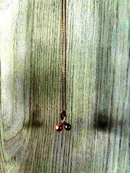 Tasaki Pearl K18 pendant top charm featuring 6mm pearl set in 18K yellow gold weighing around 2 grams