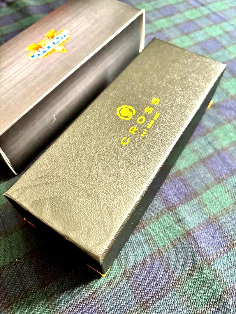 Black CROSS ballpoint pen with Yomiuri Giants 2020 championship commemorative design and gift box