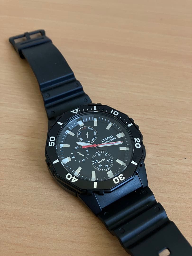 CASIO MRW-400H Quartz Men's Watch — Japanese