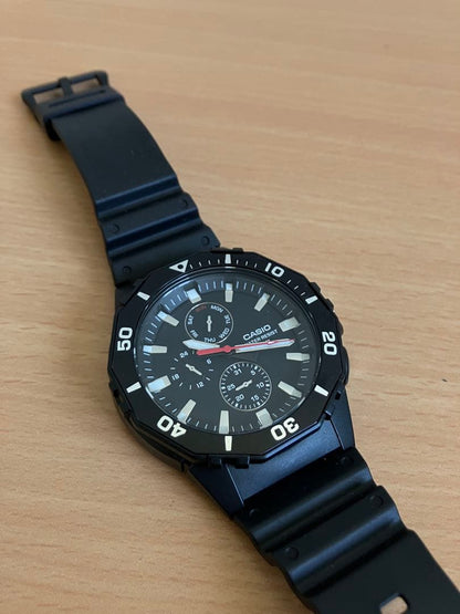 CASIO MRW-400H Quartz Men's Watch — Japanese