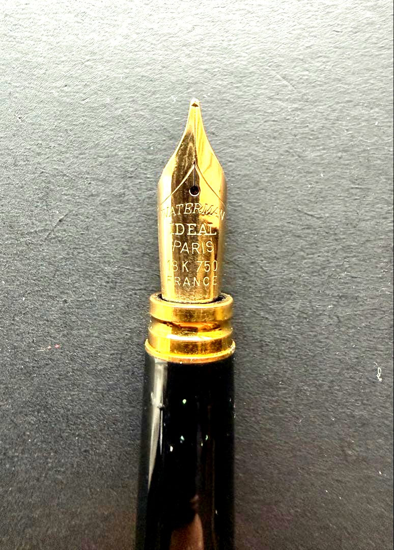 WATERMAN Fountain Pen IDEAL with 18K 750 gold nib in black and gold finish