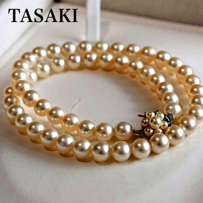 Highest Peak Tasaki Akoya pearl necklace with 7.5-8 mm round pearls on a silver chain, 42 cm length