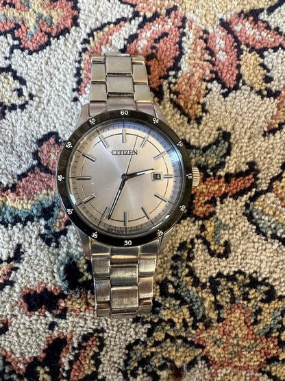 Citizen V157-0BX0 Quartz Men's Watch — Japanese
