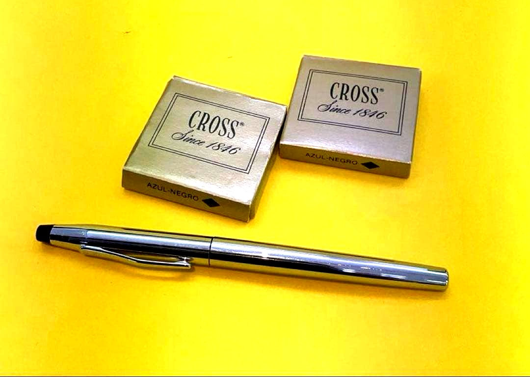 Used クロス Fountain Pen 1506 with insertion code 25M3177 S shown from the side