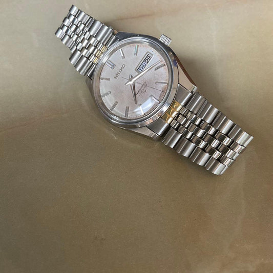 SEIKO 33JEWELS Automatic Men's Watch — Japanese