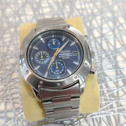 SEIKO V657-9060 Quartz Men's Watch — Japanese