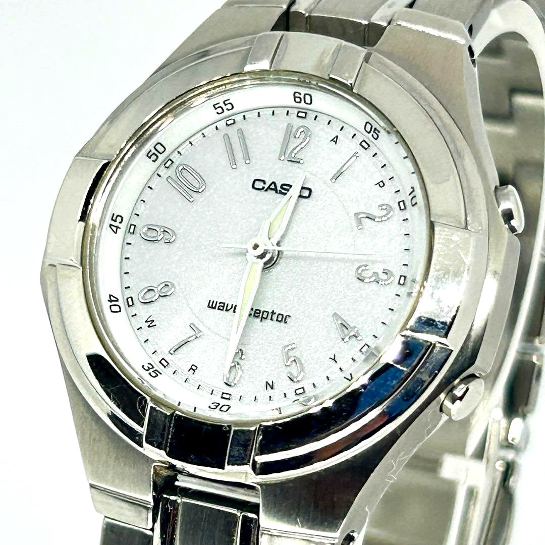 Casio Wave Ceptor LWQ-150 silver wristwatch with solar power and radio wave reception