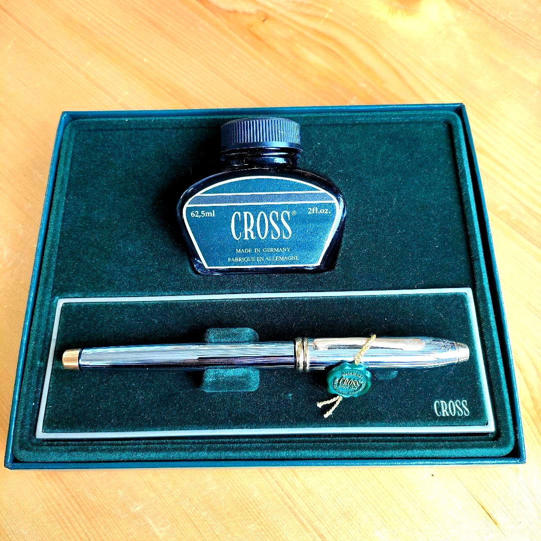 Cross Townsend fountain pen and ink gift set with gold-plated accents and accompanying accessories