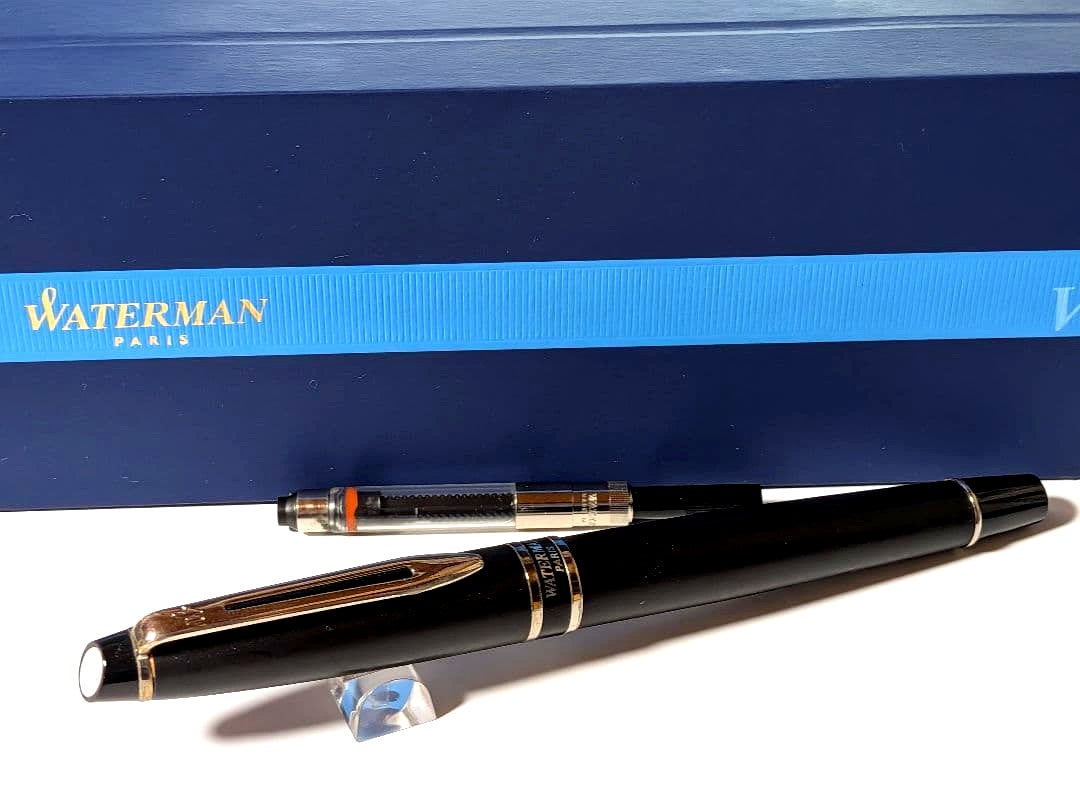 WATERMAN Expert fountain pen with extra fine steel nib in matte black with converter and box