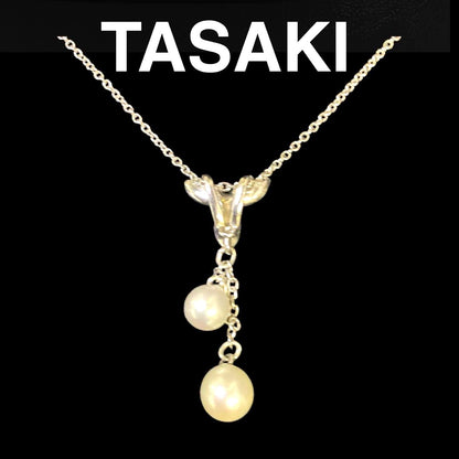 Tasaki Pearl SV Chain Freshwater Pearl Pendant necklace with silver chain and white pearls