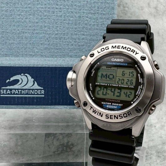 CASIO SPF-100 Quartz Men's Watch — Japanese