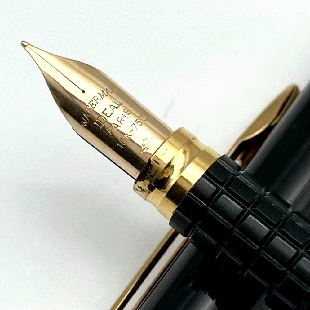 Waterman Ideal Fountain Pen with 18K 750 gold nib in black and gold finish