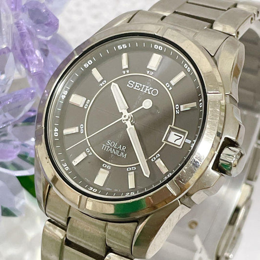 SEIKO V145-0AX0 Quartz Men's Watch — Japanese