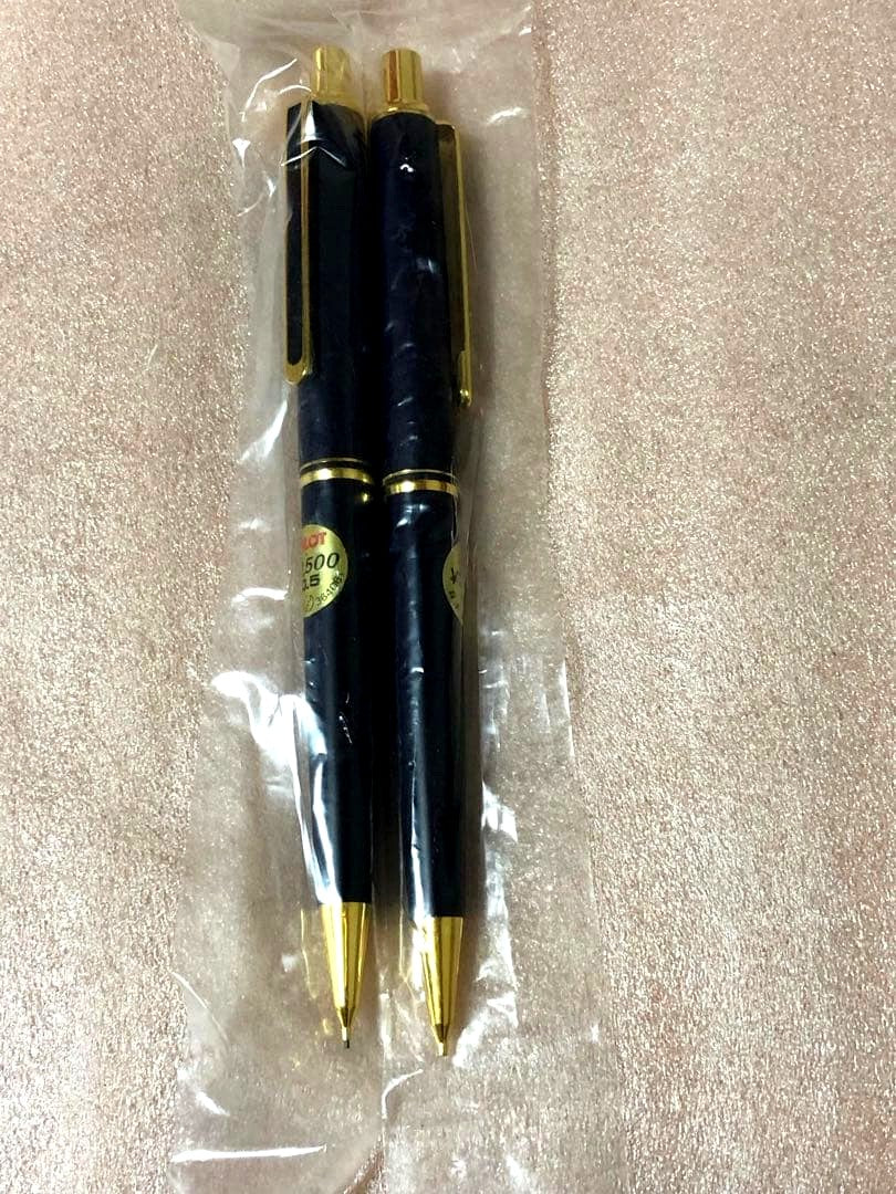 Two vintage style PILOT mechanical pencils in a 2-piece set with metal clip and black barrel
