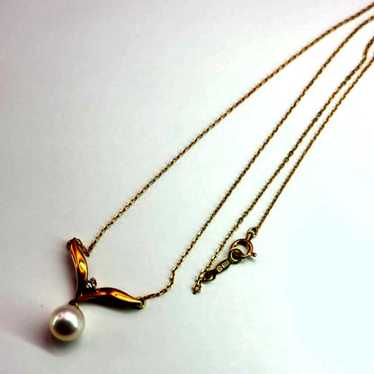 Mikimoto K18 diamond pearl necklace with 7.2mm pearls and 41.5 cm gold chain