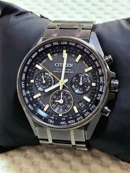 Citizen CC4004-58E Solar Men's Watch — Japanese