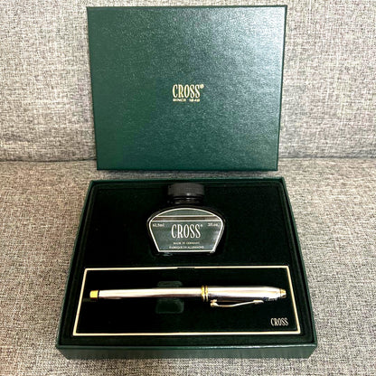 Cross Townsent fountain pen with green ink bottle and gold trim unopened in original packaging
