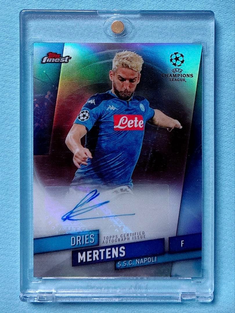 Dries Mertens 2019-20 Finest CL Autograph Card — Japanese