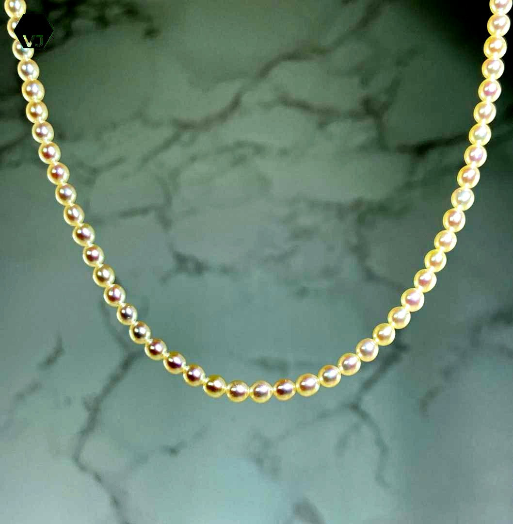34-15TASAKIK18WG baby pearl necklace in K18 white gold with 3.8mm pearls and adjustable length