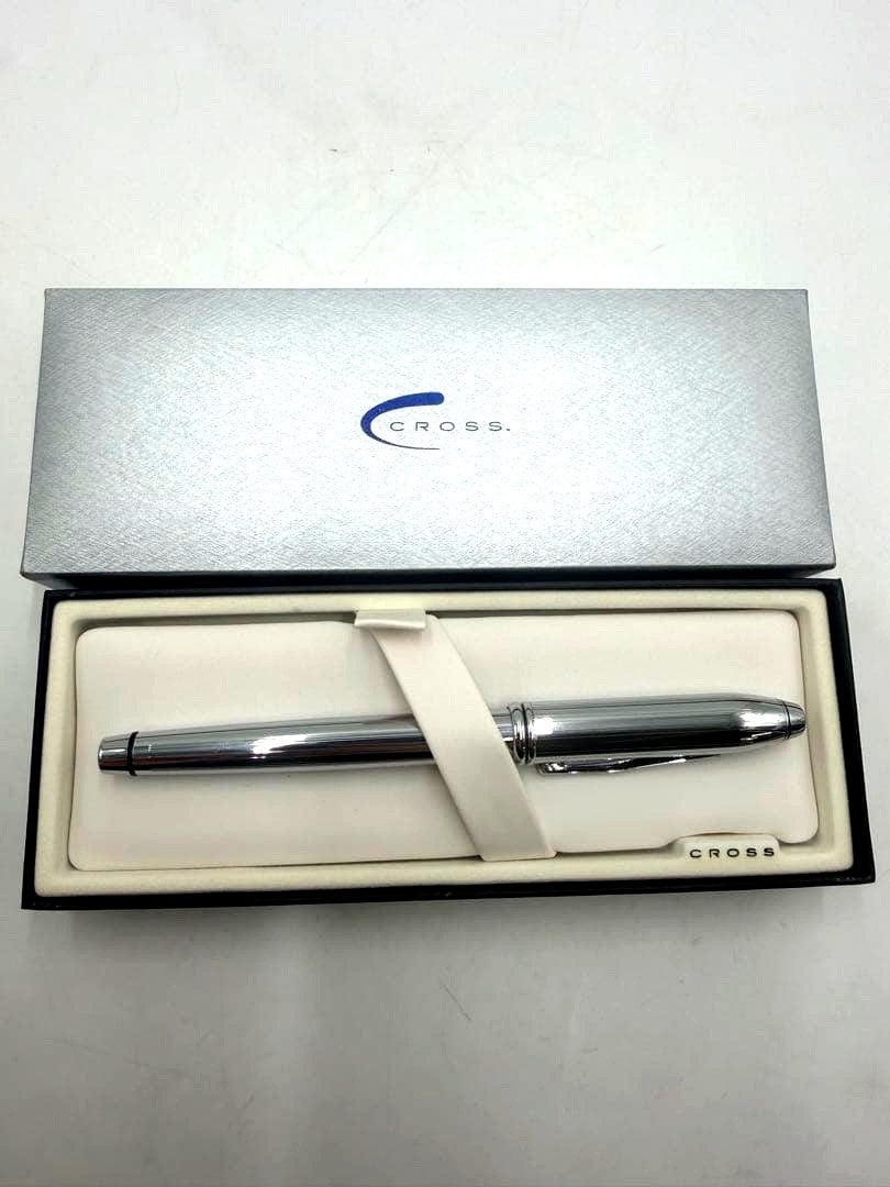 Cross Townscent M fountain pen in used excellent condition displayed on white background
