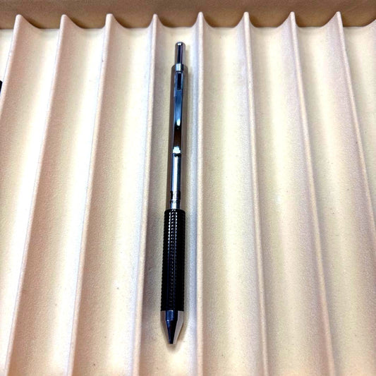 PILOT 1+1 discontinued multi-function pen featuring ballpoint pen and pencil in one unit