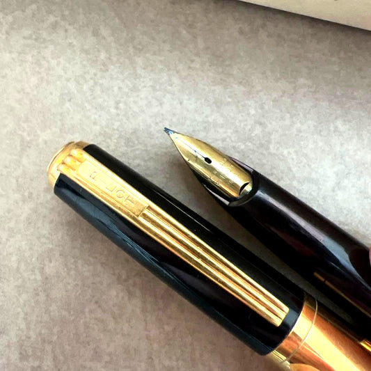 Pilot Fountain Pen Model 585 with 14K Gold tip and black body