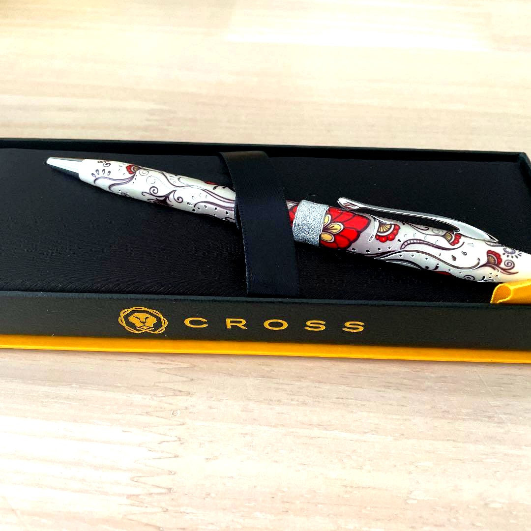 Nika Kuro Cross Ballpoint Pen in red with click mechanism and smooth ink flow