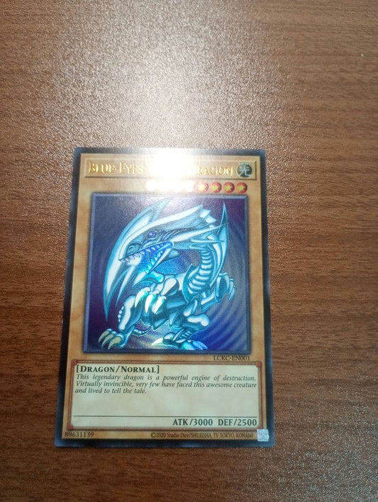 Yu-Gi-Oh Blue-Eyes White Dragon — English