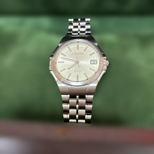 Citizen EBS74-1941 Quartz Men's Watch — Japanese