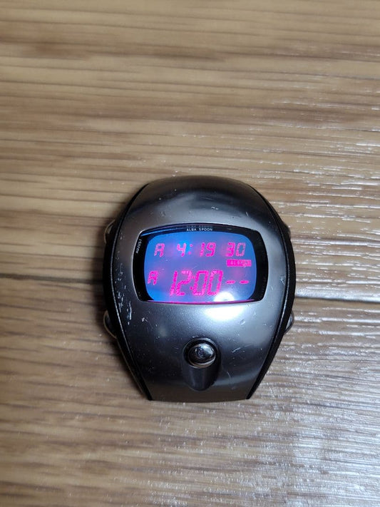 SEIKO W671-4000 Digital Men's Watch — Japanese