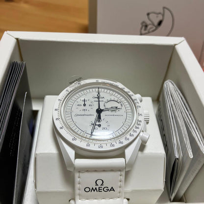 swatch MoonSwatch White Quartz Men's — Japanese