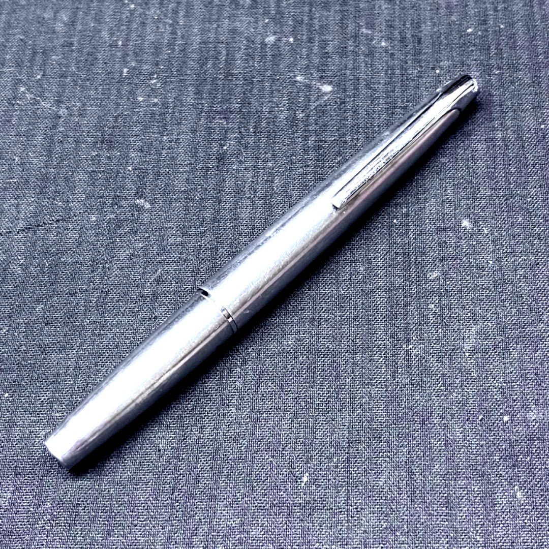 PILOT H771 Fountain Pen Kanten with visible scratches and vintage condition