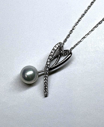 Akoya pearl silver pendant with 5.8mm white green pearl, 18 zircon stones, on a 40cm silver 925 chain