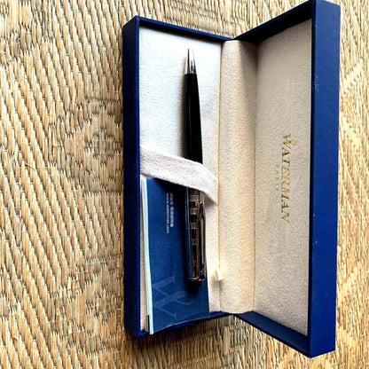 WATERMAN ballpoint pen in classic design with metal finish and smooth writing tip
