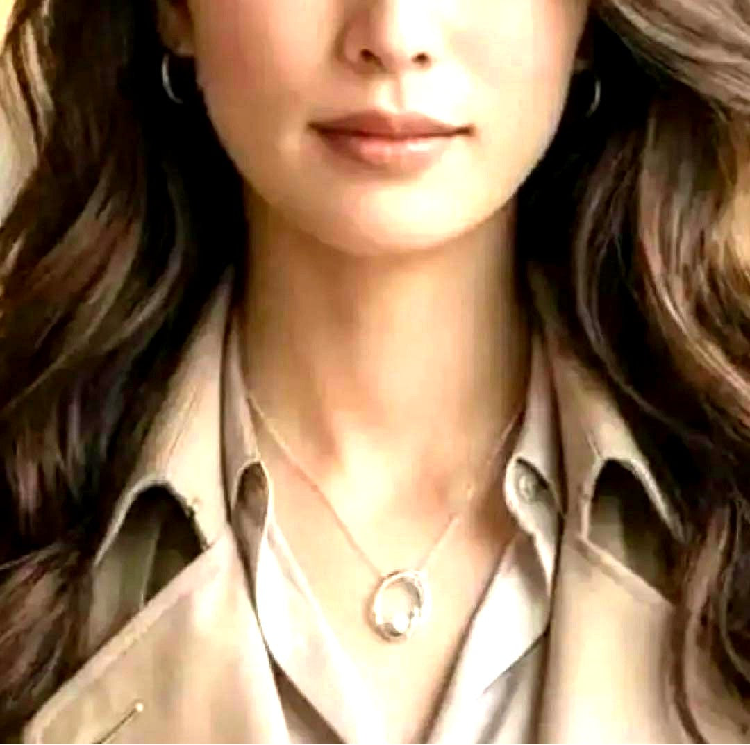 TASAKI Akoya pearl necklace with silver chain and circle design pendant, 45cm length