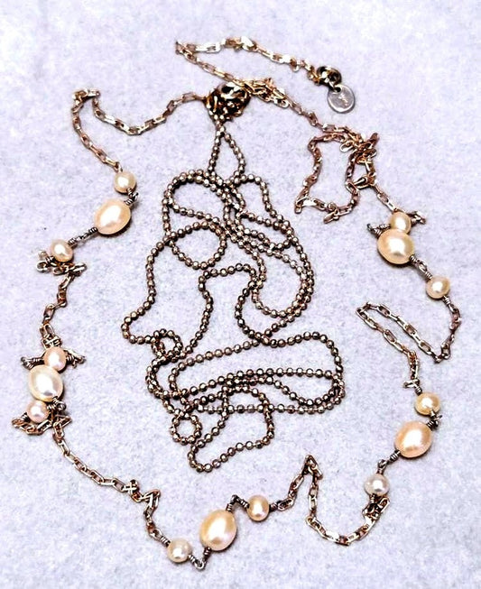 Agete pearl necklace featuring two silver925 strands with pearls, approximately 82 cm long