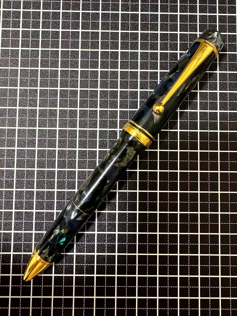 PILOT Regency multi-function ballpoint pen with metal body and visible scratch on the middle ring