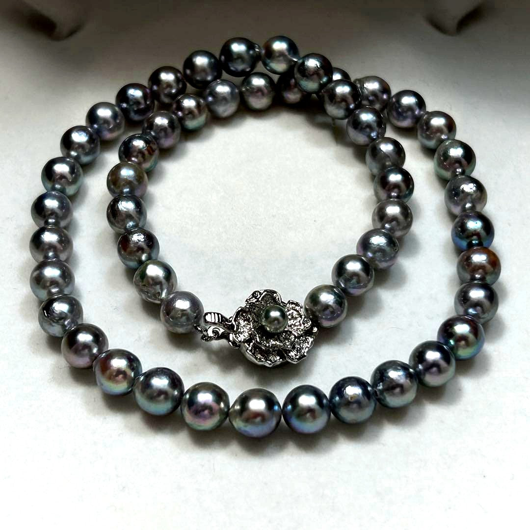 Akoya pearl necklace with blue South Sea pearl 7.5-8mm on a 44cm strand