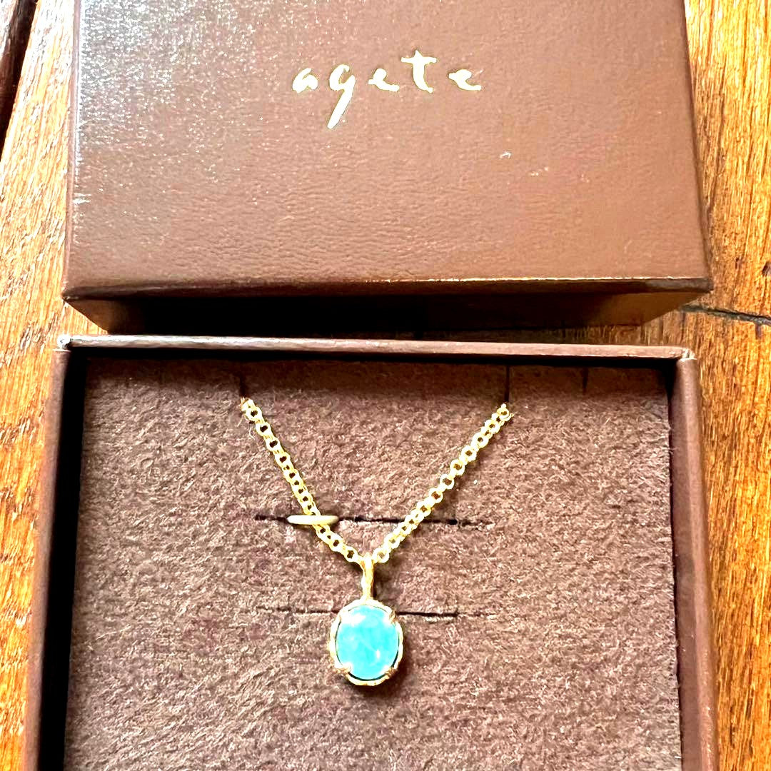agete K10 necklace and charm set with labradorite, shell, malachite on a 40cm adjustable Loro chain
