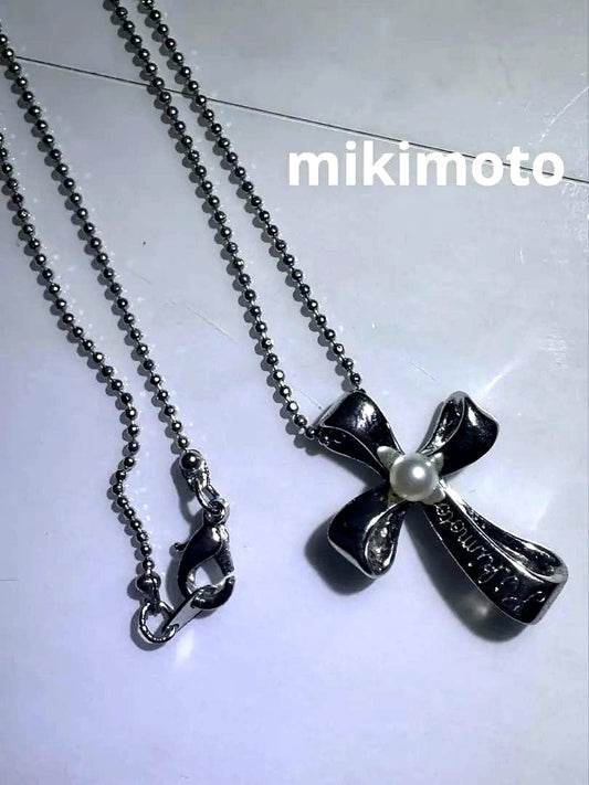 Mikimoto Pearl Ribbon Necklace featuring a 4.2mm pearl on a 21cm 925 silver chain