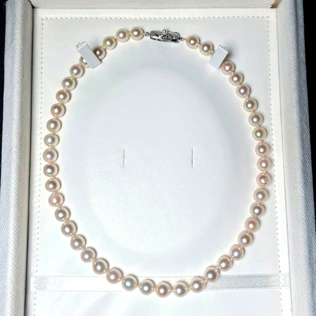 Akoya pearl necklace with semi-round pearls sized 7.6 to 8.4 mm on a 43 cm silver stamped strand