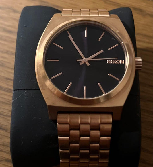 NIXON The Time Teller Minimal Gold Quartz Men's Watch — Japanese