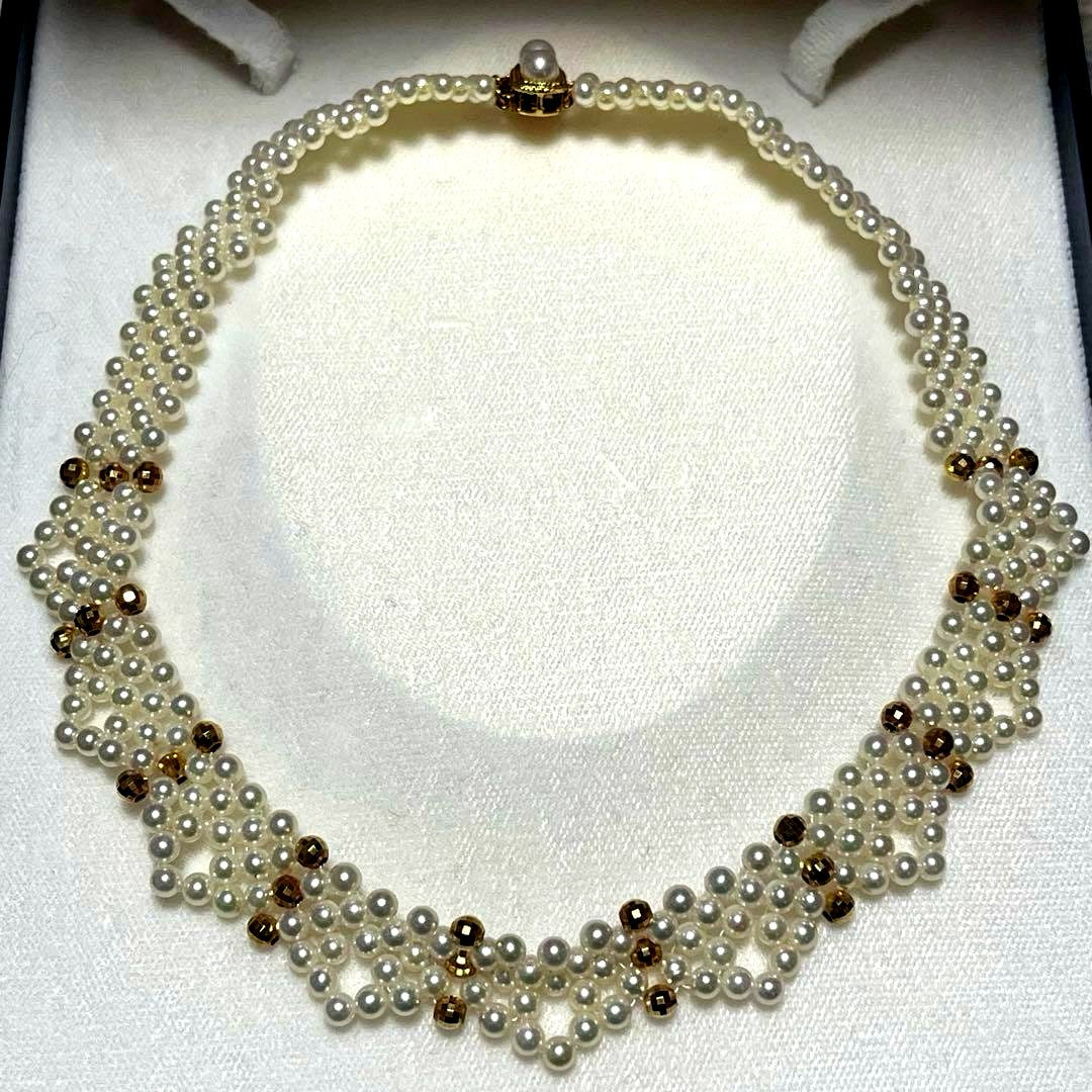 K14 Akoya pearl necklace choker weighing 32.1g with 38.5cm length displayed on white background