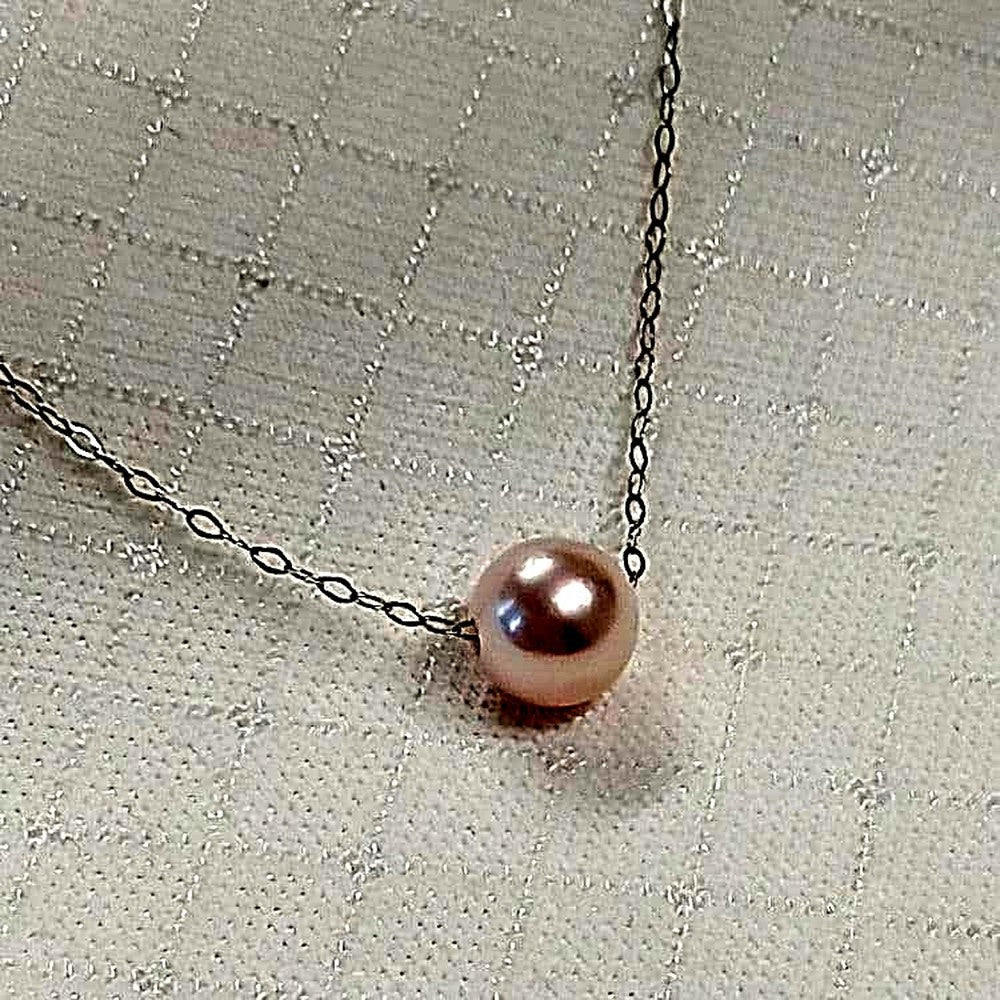 Law Akoya genuine pearl necklace with 7.9mm round white pink pearls on a 40cm PT850 chain