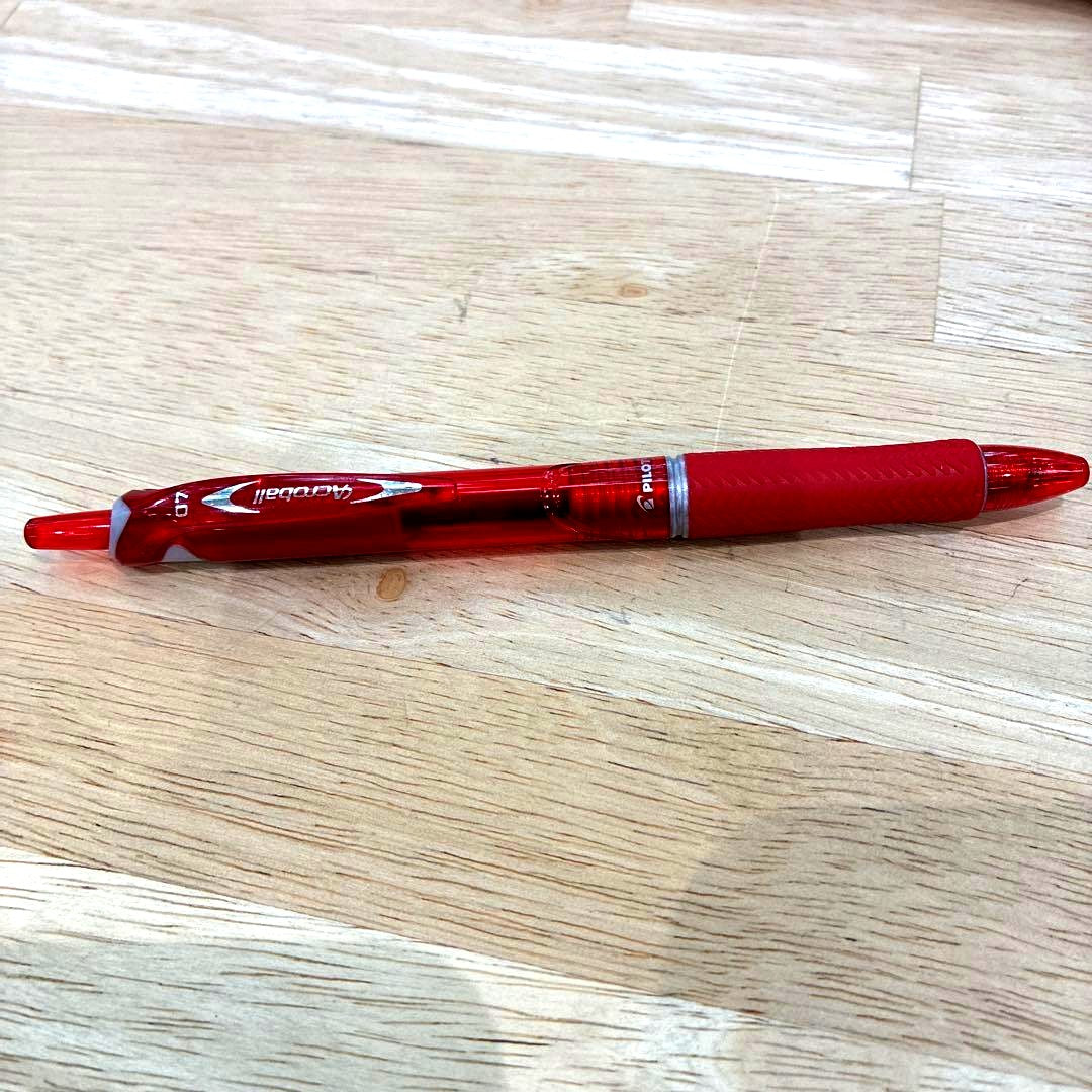 PILOT Acroball 0.7mm red ballpoint pen with click mechanism shown in detail