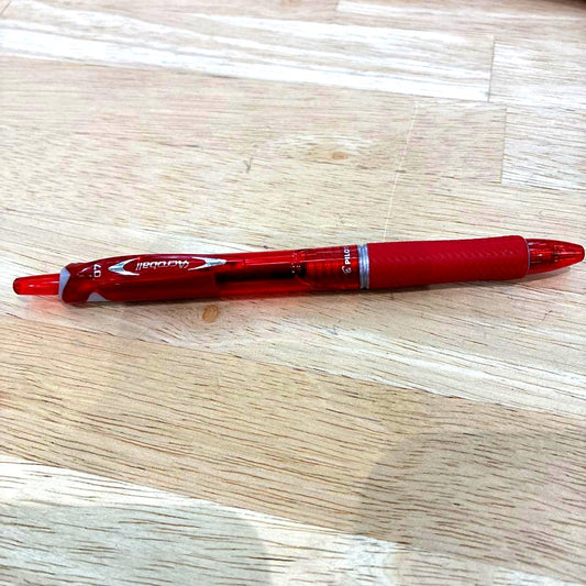 PILOT Acroball 0.7mm red ballpoint pen with click mechanism shown in detail