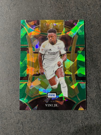2024 Panini FIFA Vinicius Green Ice Brazil World Cup — Japanese