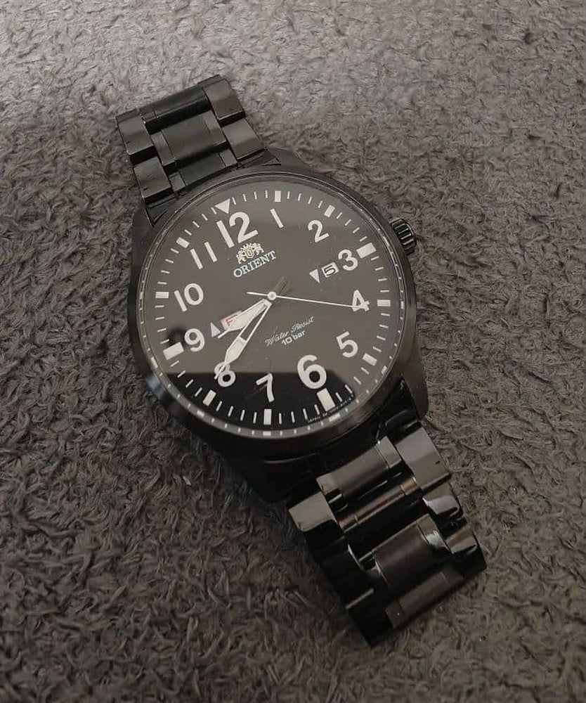 ORIENT UG1V-D0-B Quartz Men's Watch — Japanese