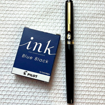 Pilot H580 F fountain pen black and gold with Japan Continent logo on cap and old JIS logo on nib plus old ink